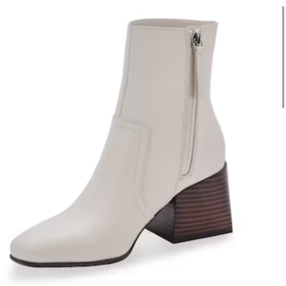 Blondo Salome Waterproof Bootie - Picture 2 of 6